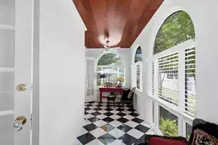 26 Limehouse St, Charleston, SC 29401 - Photo 17