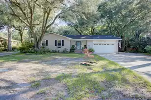 209 Chucker Dr, Summerville, SC 29485 - Photo 1