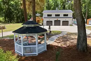 8246 Oyster Factory Rd, Edisto Island, SC 29438 - Photo 31