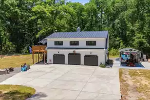 8246 Oyster Factory Rd, Edisto Island, SC 29438 - Photo 5