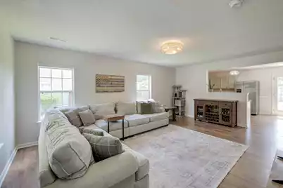 5095 Thornton Drive, Summerville, SC 29485 - Photo 3