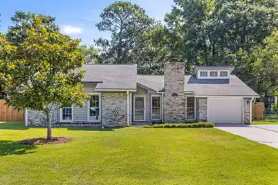 1304 Hampton Drive, Summerville, SC 29486 - Photo 1