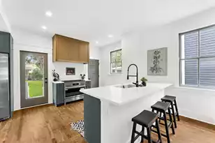 1135 King St, Charleston, SC 29403 - Photo 15