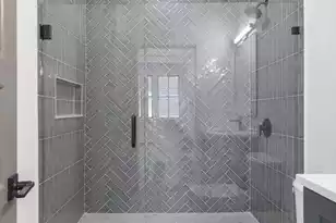 1135 King St, Charleston, SC 29403 - Photo 17