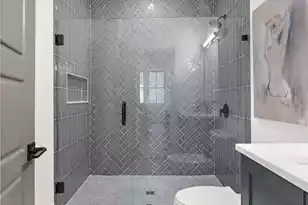 1135 King St, Charleston, SC 29403 - Photo 31