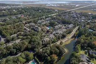 1600 Long Grove Dr, Mount Pleasant, SC 29464 - Photo 21