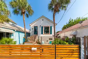 77 Nunan St, Charleston, SC 29403 - Photo 1