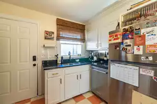 77 Nunan St, Charleston, SC 29403 - Photo 11
