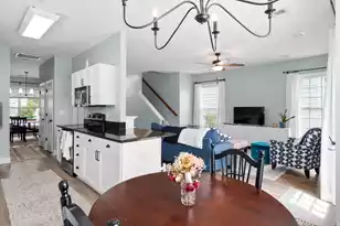 319 Pimpernel St, Summerville, SC 29483 - Photo 9