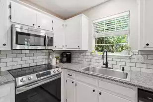124 Apache Dr, Summerville, SC 29483 - Photo 15