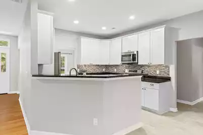 2813 Bottlebrush Court, Mount Pleasant, SC 29466 - Photo 21