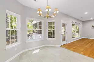 2813 Bottlebrush Ct, Mount Pleasant, SC 29466 - Photo 3