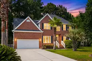 2813 Bottlebrush Ct, Mount Pleasant, SC 29466 - Photo 1