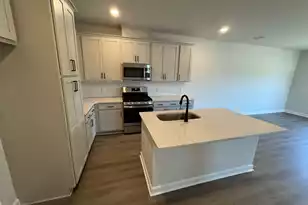 1060 Dusk Dr, Summerville, SC 29486 - Photo 3
