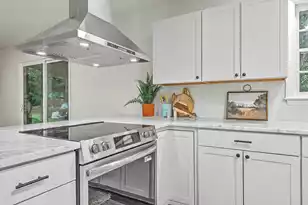 1234 Woodside Dr, Hanahan, SC 29410 - Photo 19