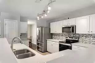 5142 Torrey Ln, Summerville, SC 29485 - Photo 3