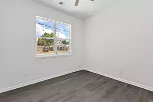 2013 Robertson Blvd, North Charleston, SC 29406 - Photo 13