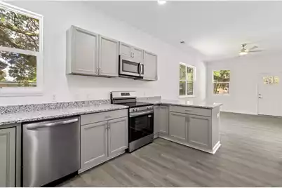 2013 Robertson Boulevard, North Charleston, SC 29406 - Photo 9