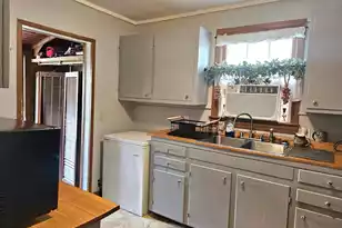 205 Forest Cir, Walterboro, SC 29488 - Photo 7