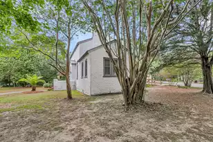 2062 Wappoo Dr, Charleston, SC 29412 - Photo 5