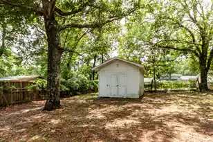 453 Wade Hampton Dr, Charleston, SC 29412 - Photo 41
