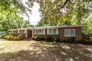 453 Wade Hampton Dr, Charleston, SC 29412 - Photo 1