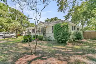 934 Yorktown Dr, Charleston, SC 29412 - Photo 3
