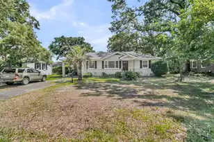 934 Yorktown Dr, Charleston, SC 29412 - Photo 7