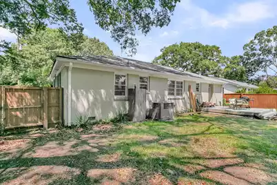 934 Yorktown Drive, Charleston, SC 29412 - Photo 9
