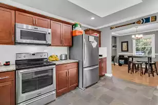 934 Yorktown Dr, Charleston, SC 29412 - Photo 17