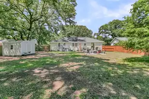 934 Yorktown Dr, Charleston, SC 29412 - Photo 13
