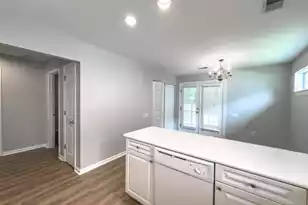 4841 Habersham Ln, Summerville, SC 29485 - Photo 9
