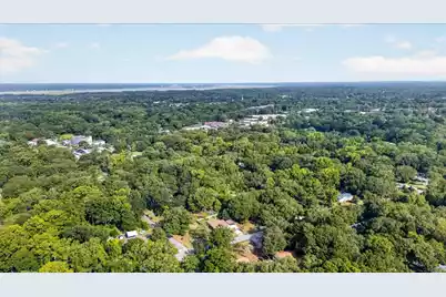 1060 Pauline Avenue, James Island, SC 29412 - Photo 47