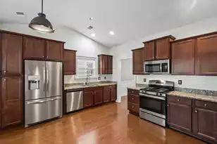 5306 Natures Color Ln, North Charleston, SC 29418 - Photo 15