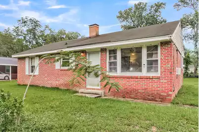 225 Laurel Avenue, Goose Creek, SC 29445 - Photo 3