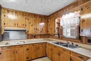 352 Main Street E, Harleyville, SC 29448 - Photo 15