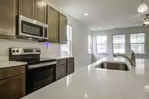 7824 Montview Rd, North Charleston, SC 29418 - Photo 9