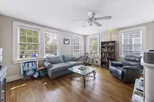 11 Smith St, Charleston, SC 29401 - Photo 5