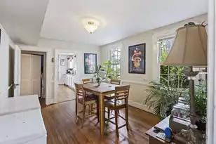 11 Smith St, Charleston, SC 29401 - Photo 9