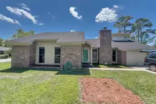 215 Ruffin Rd, Summerville, SC 29486 - Photo 1