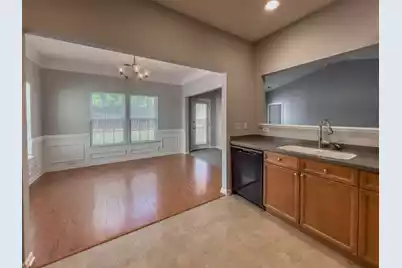 121 Valentin Drive, Summerville, SC 29483 - Photo 9