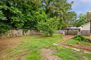 110 Lipman St, Summerville, SC 29483 - Photo 9