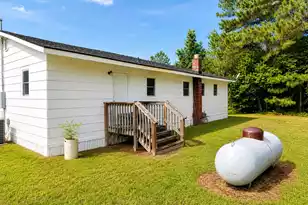124 Emily Rd, Salters, SC 29590 - Photo 3