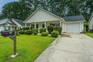 252 Trickle Dr, Summerville, SC 29483 - Photo 1