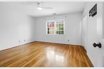 7 Doughty Street #Apt B, Charleston, SC 29403 - Photo 17
