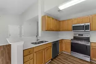 407 Beverly Dr, Summerville, SC 29485 - Photo 3