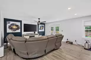 104 Runnymede Ln, Summerville, SC 29485 - Photo 7
