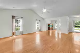 558 Holiday Dr, Summerville, SC 29483 - Photo 13
