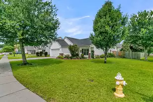 558 Holiday Dr, Summerville, SC 29483 - Photo 49