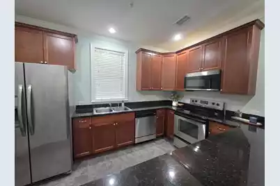 5561 Colonial Chatsworth Circle, North Charleston, SC 29418 - Photo 3